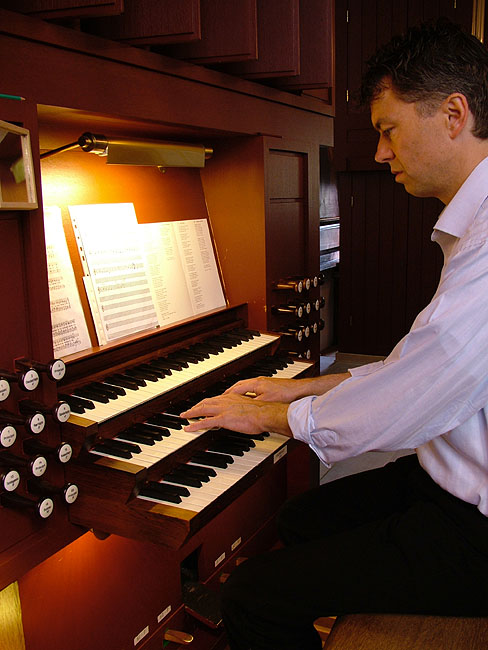 image/organist-54.jpg