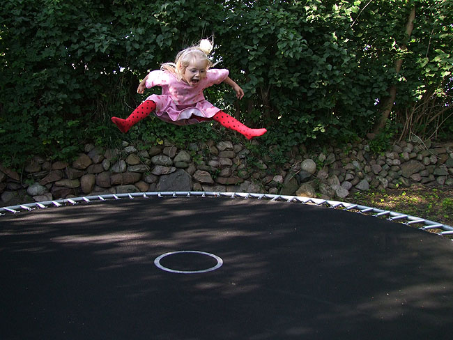 image/trampolin-937.jpg