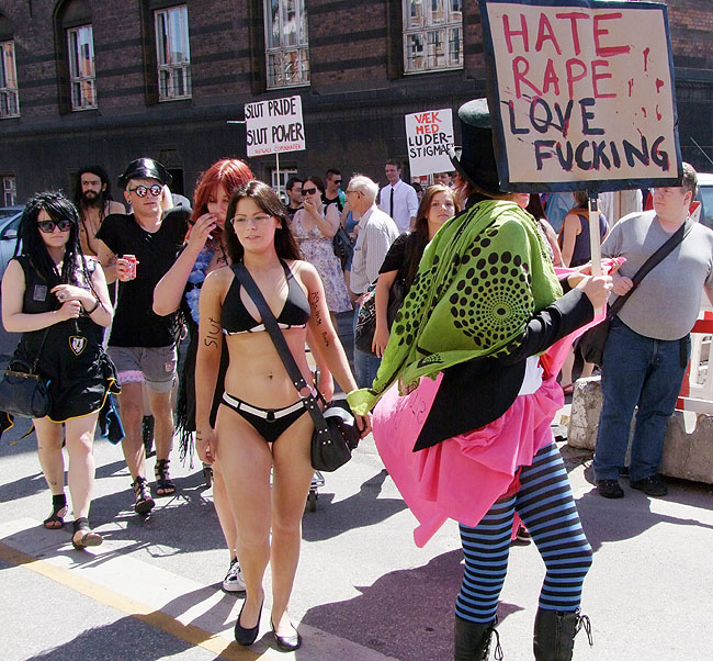 image/slutwalk_copenhagen-247.jpg