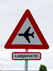image/_skilt_flyveplads-460.jpg