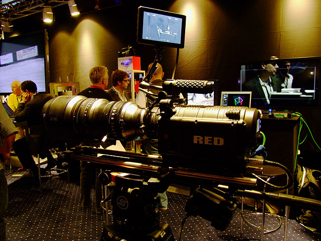 image/monitorexpo_2010-350.jpg