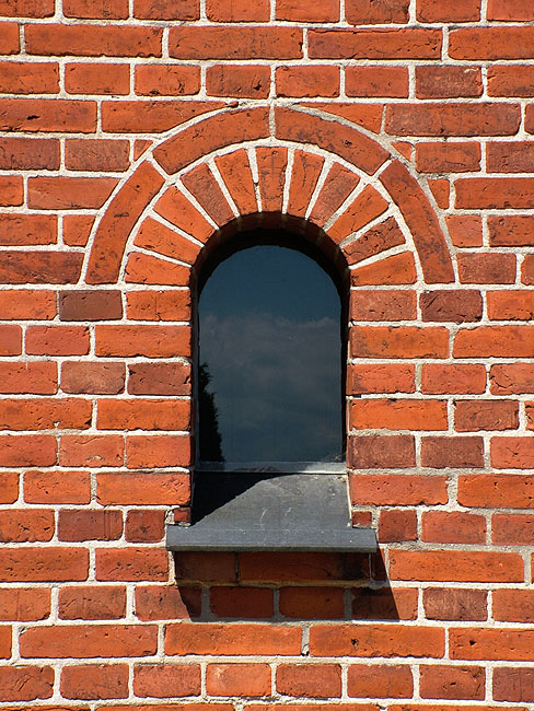 image/skoven_kirke-08.jpg