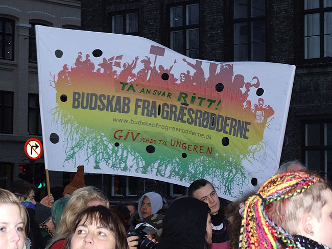 image/ungdomshuset_demo-016.jpg