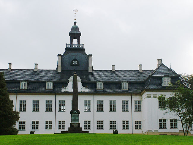 image/charlottenlund_slot-42.jpg