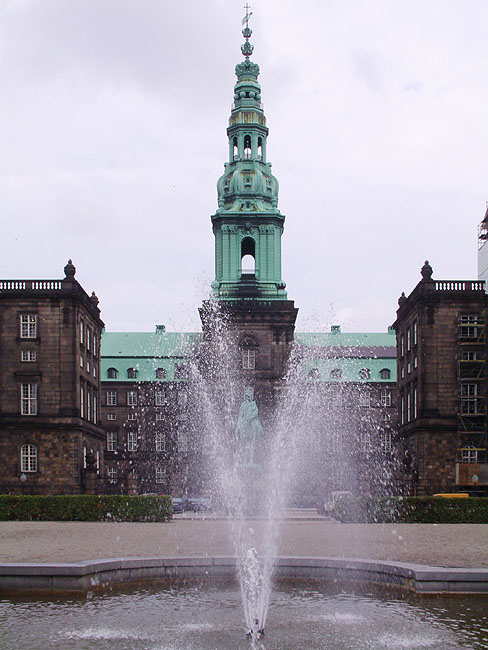 image/christiansborg-05.jpg