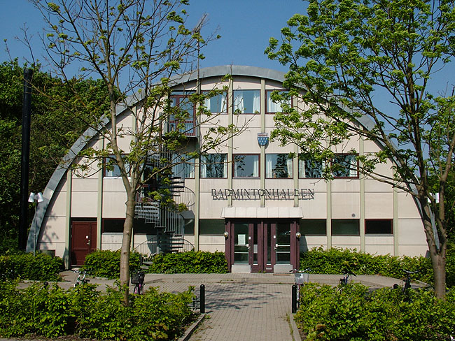 image/badmintonhallen-01.jpg