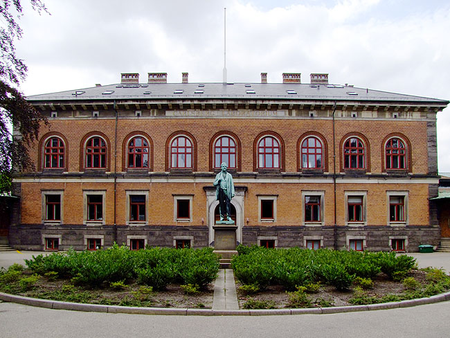 image/carlsberg-0817.jpg