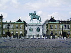 image/_amalienborg_rytterstatue43.jp