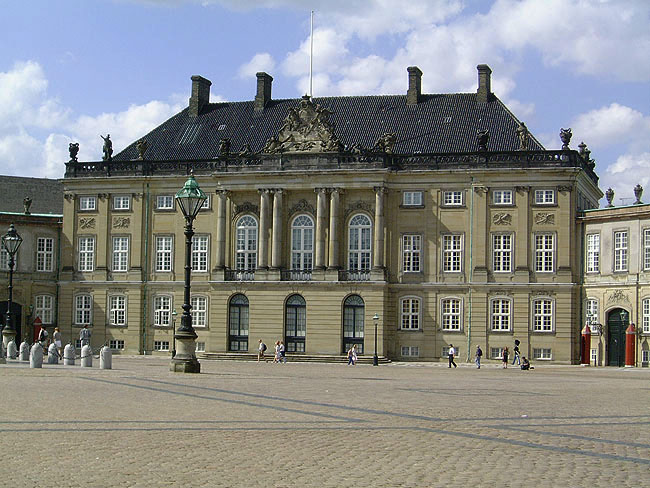 image/amalienborg-35.jpg