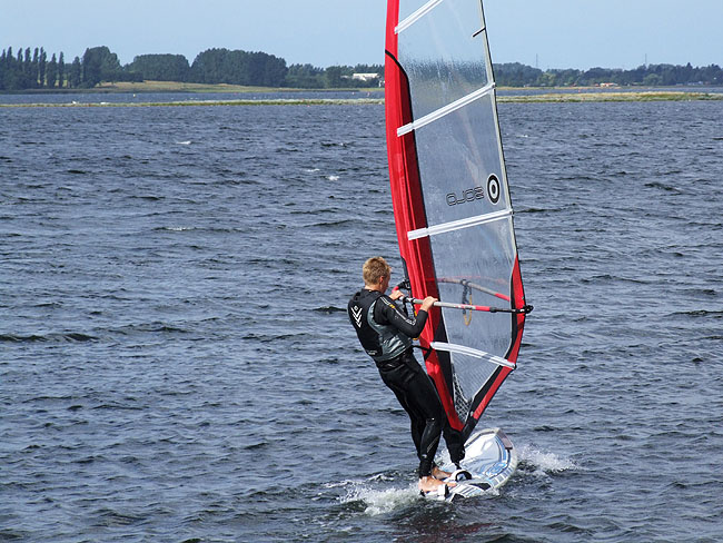 image/windsurfer-466.jpg