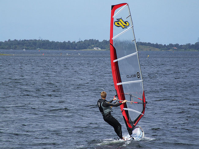 image/windsurfer-468.jpg